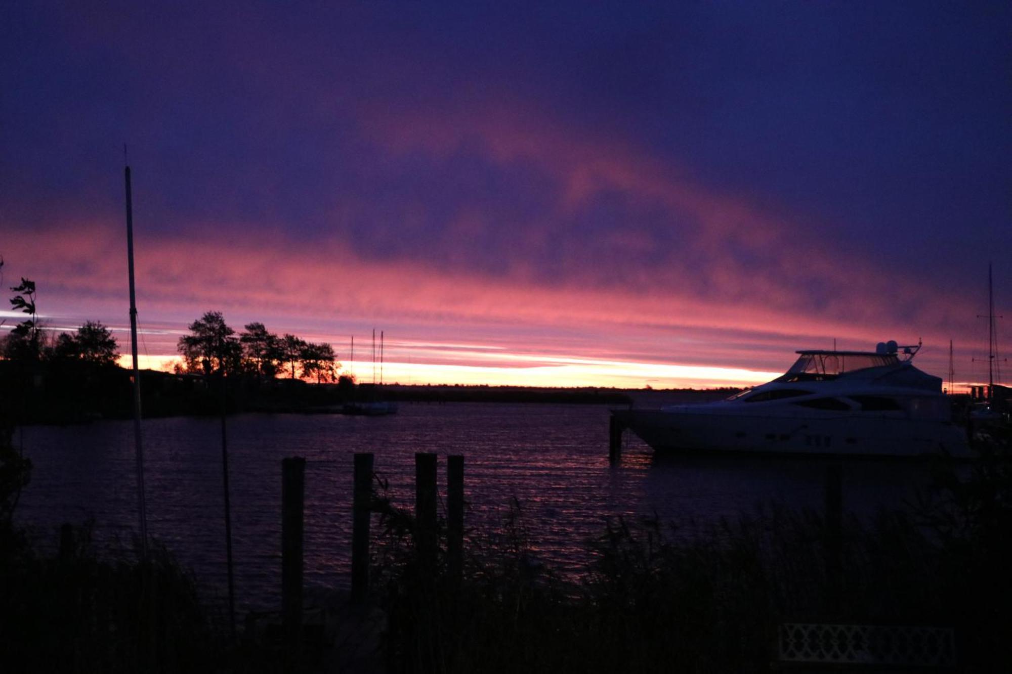 De Druif 6 Pers Holiday Home Close To The National Park Lauwersmeer Anjum Екстериор снимка